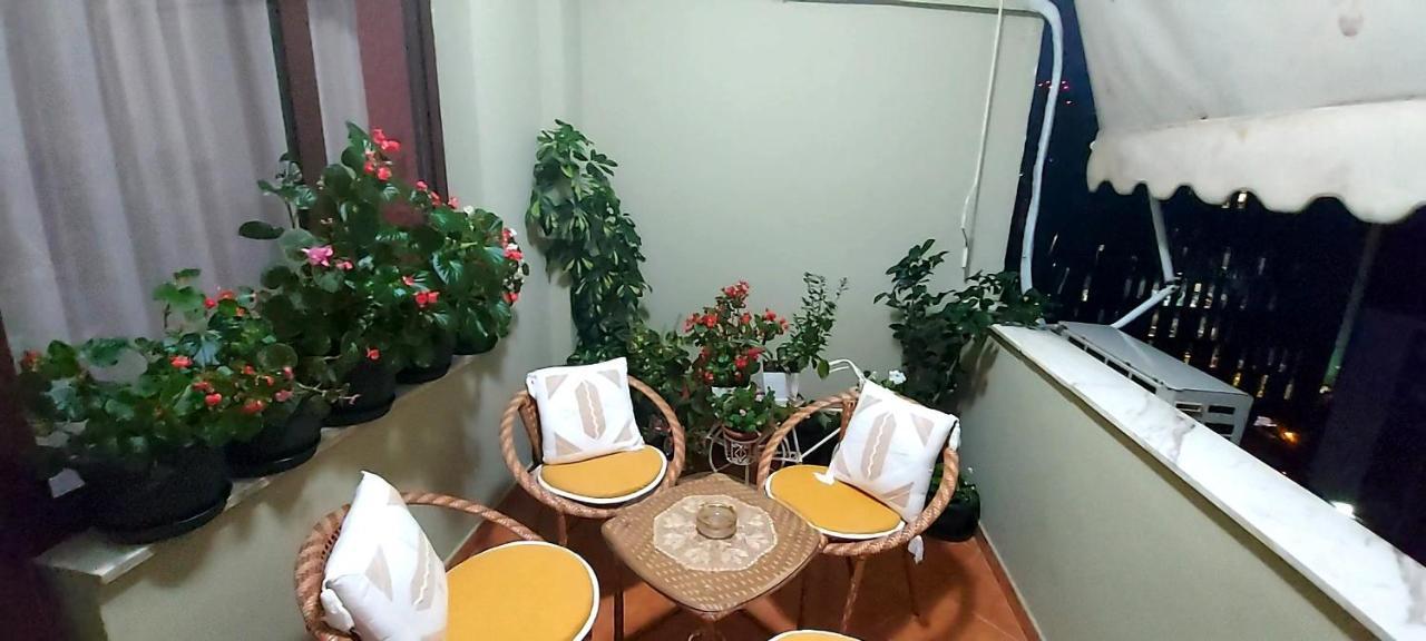 Spacious Family-Friendly Apartment In The Heart Of Bllok Тирана Екстериор снимка